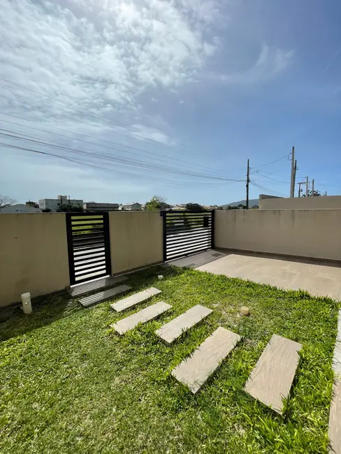 Casa com 3 quartos à venda, 110m2 em Ingleses do Rio Vermelho, Florianopolis - SC - imagem 4 Foto 4 de Casa com 3 quartos à venda, 110m2 em Ingleses do Rio Vermelho, Florianopolis - SC