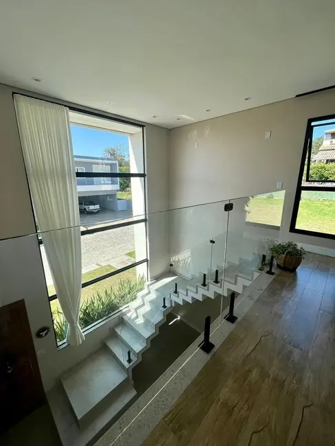 Foto 9 de Casa de Condomínio com 5 quartos à venda, 270m2 em Ingleses do Rio Vermelho, Florianopolis - SC