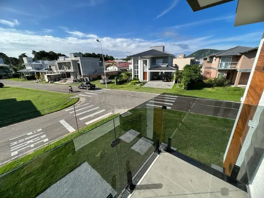 Foto 3 de Casa com 3 quartos à venda, 197m2 em São João do Rio Vermelho, Florianopolis - SC