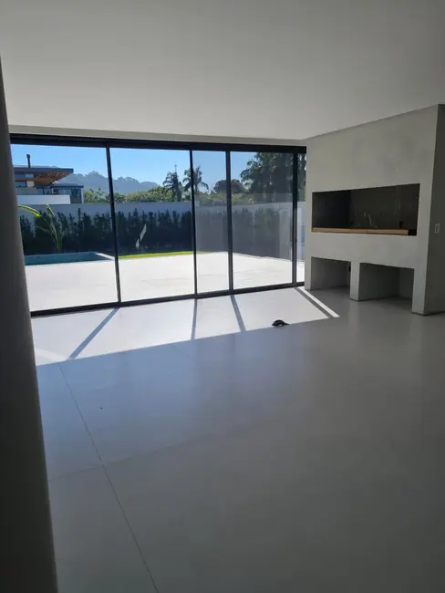 Casa de Condomínio com 6 quartos à venda, 1000m2 em Jurerê Internacional, Florianopolis - SC - imagem 8 Foto 8 de Casa de Condomínio com 6 quartos à venda, 1000m2 em Jurerê Internacional, Florianopolis - SC