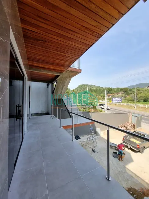 Sala Comercial para alugar, 55m2 em Ingleses do Rio Vermelho, Florianopolis - SC - imagem 3 Foto 3 de Sala Comercial para alugar, 55m2 em Ingleses do Rio Vermelho, Florianopolis - SC
