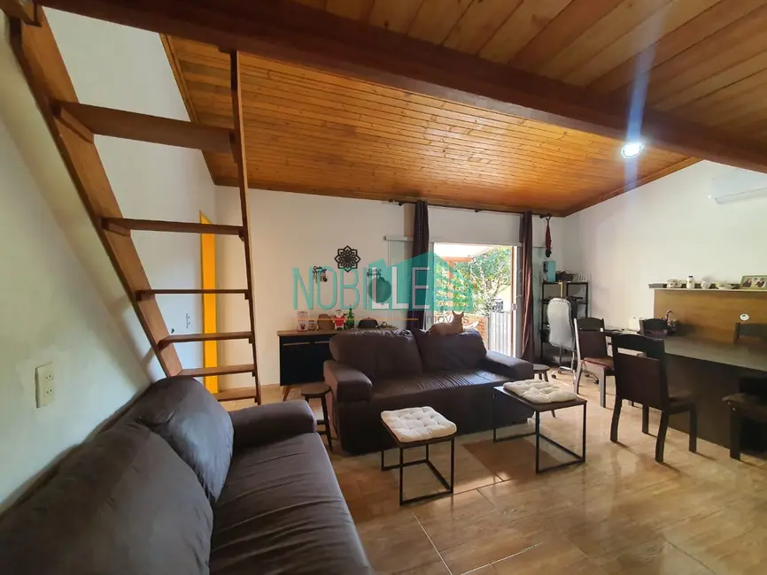 Foto 9 de Casa com 2 quartos à venda, 100m2 em São João do Rio Vermelho, Florianopolis - SC