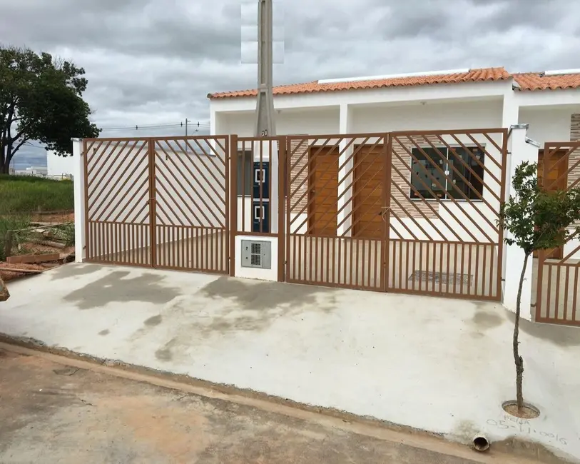 Foto 1 de Casa com 2 quartos à venda, 60m2 em Jardim Santa Marta, Sorocaba - SP