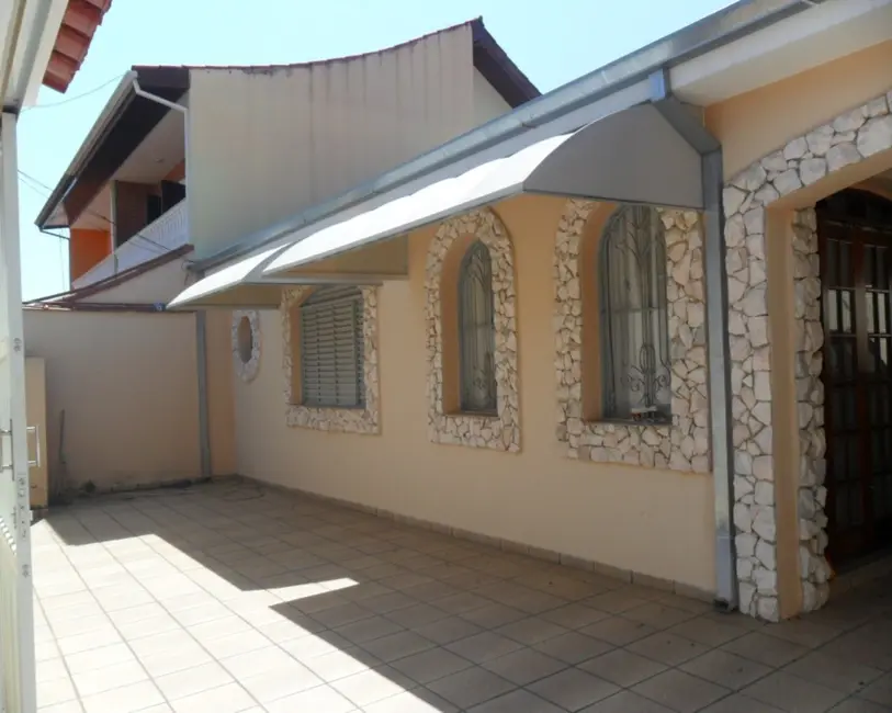 Foto 1 de Casa com 2 quartos à venda, 230m2 em Jardim Abaeté, Sorocaba - SP