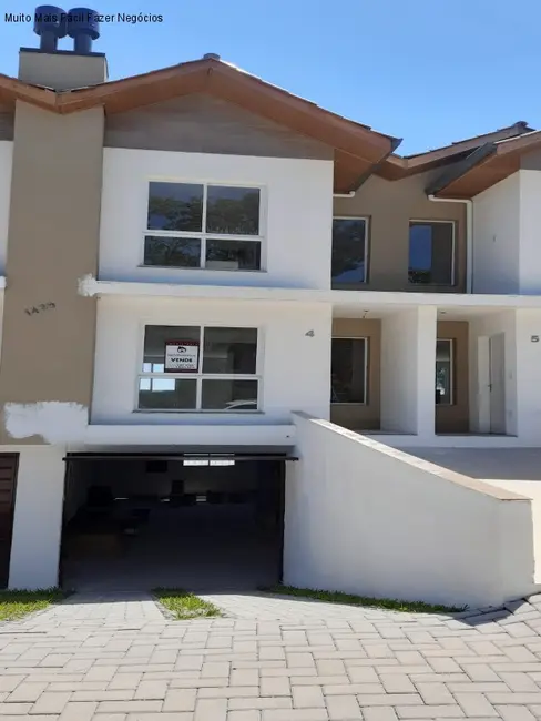 Foto 2 de Casa com 2 quartos à venda, 114m2 em Nova Petropolis - RS