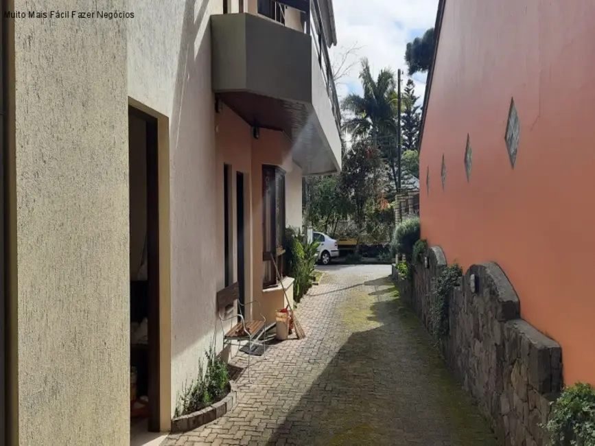 Foto 6 de Casa com 8 quartos à venda, 486m2 em Centro, Nova Petropolis - RS