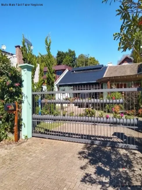 Foto 2 de Casa com 3 quartos à venda, 337m2 em Nova Petropolis - RS