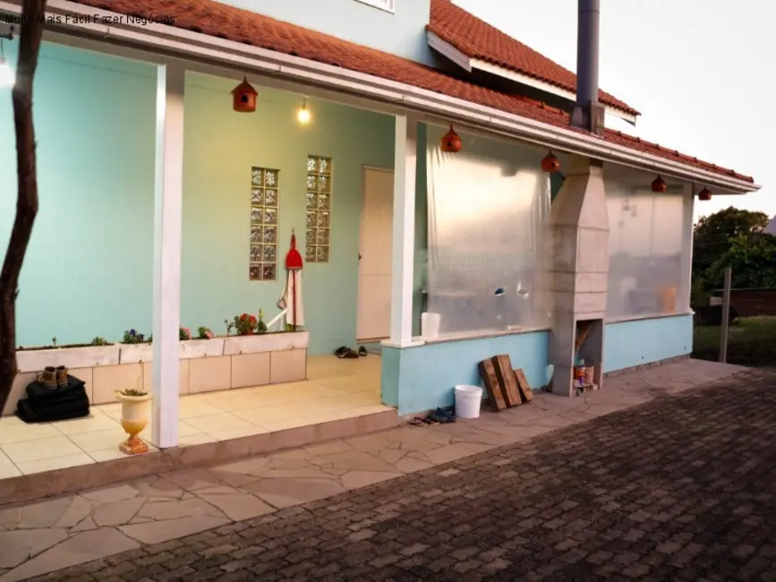 Foto 4 de Casa com 5 quartos à venda, 251m2 em Nova Petropolis - RS