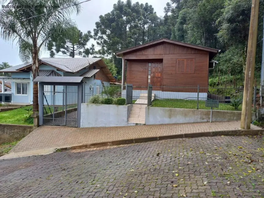 Foto 1 de Casa com 2 quartos à venda, 60m2 em Nova Petropolis - RS