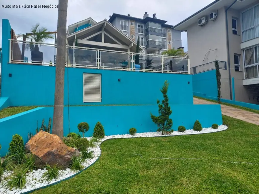 Casa com 3 quartos à venda, 280m2 em Nova Petropolis - RS - imagem 4 Foto 4 de Casa com 3 quartos à venda, 280m2 em Nova Petropolis - RS