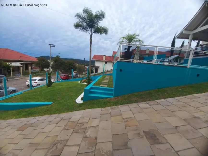 Foto 1 de Casa com 3 quartos à venda, 280m2 em Nova Petropolis - RS