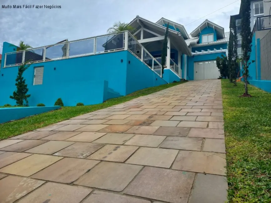 Casa com 3 quartos à venda, 280m2 em Nova Petropolis - RS - imagem 6 Foto 6 de Casa com 3 quartos à venda, 280m2 em Nova Petropolis - RS
