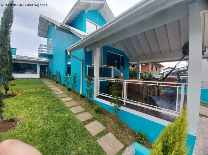 Casa com 3 quartos à venda, 280m2 em Nova Petropolis - RS - imagem 8 Foto 8 de Casa com 3 quartos à venda, 280m2 em Nova Petropolis - RS