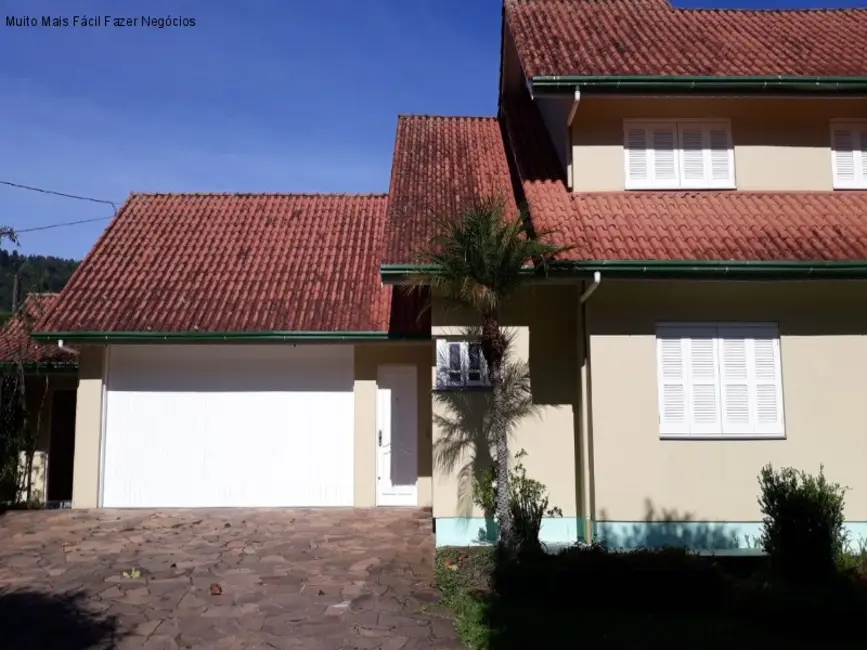 Casa com 5 quartos à venda, 281m2 em Nova Petropolis - RS - imagem 5 Foto 5 de Casa com 5 quartos à venda, 281m2 em Nova Petropolis - RS