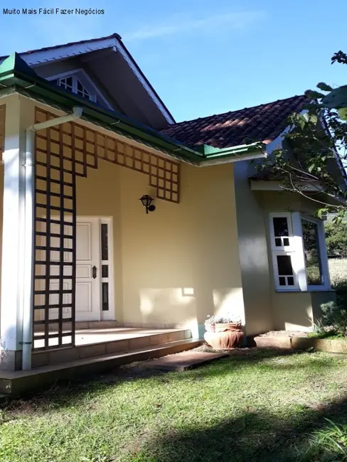 Casa com 5 quartos à venda, 281m2 em Nova Petropolis - RS - imagem 3 Foto 3 de Casa com 5 quartos à venda, 281m2 em Nova Petropolis - RS