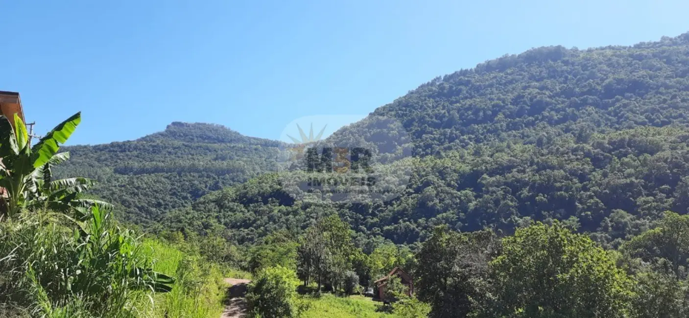 Sítio / Rancho com 2 quartos à venda, 110m2 em Nova Petropolis - RS - imagem 6 Foto 6 de Sítio / Rancho com 2 quartos à venda, 110m2 em Nova Petropolis - RS