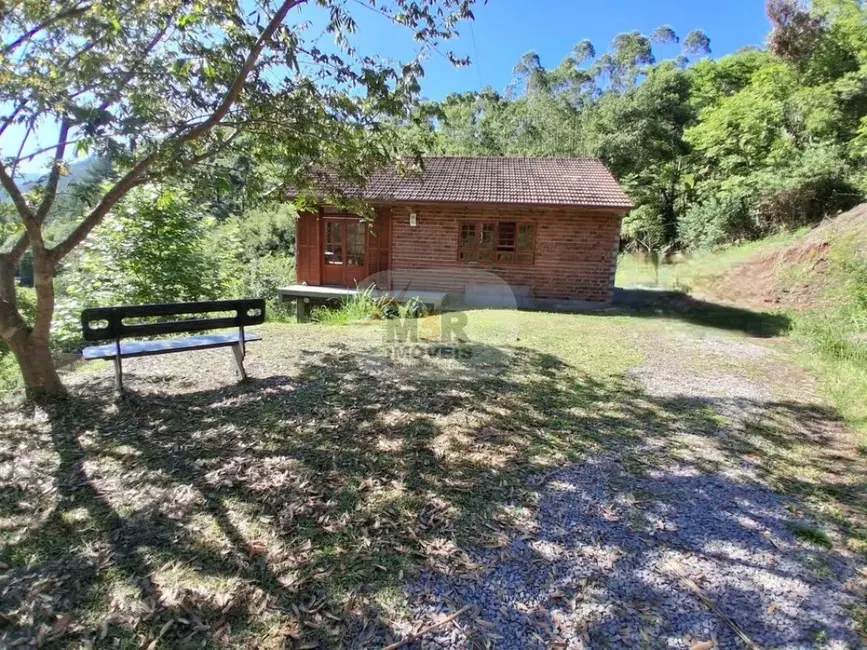 Sítio / Rancho com 2 quartos à venda, 110m2 em Nova Petropolis - RS - imagem 1 Foto 1 de Sítio / Rancho com 2 quartos à venda, 110m2 em Nova Petropolis - RS