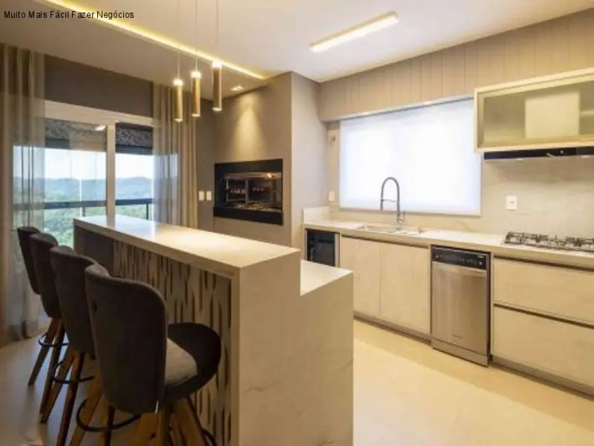 Apartamento com 3 quartos à venda, 187m2 em Centro, Nova Petropolis - RS - imagem 4 Foto 4 de Apartamento com 3 quartos à venda, 187m2 em Centro, Nova Petropolis - RS