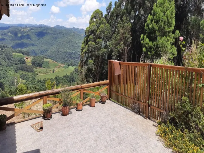 Foto 2 de Casa com 2 quartos à venda, 70m2 em Nova Petropolis - RS