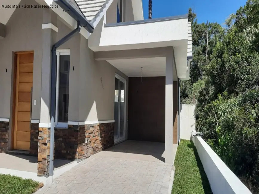 Foto 2 de Casa com 2 quartos à venda, 121m2 em Nova Petropolis - RS