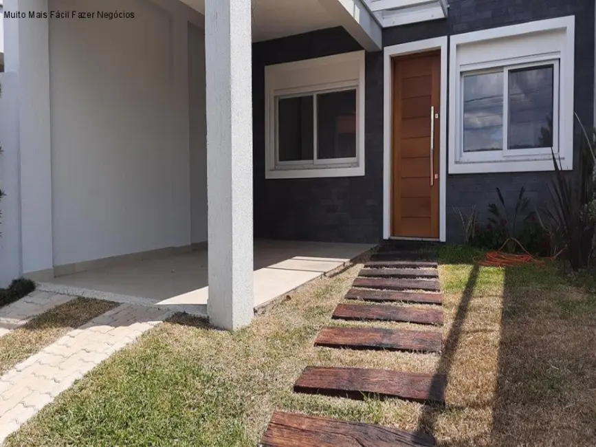 Foto 2 de Casa com 3 quartos à venda, 131m2 em Nova Petropolis - RS