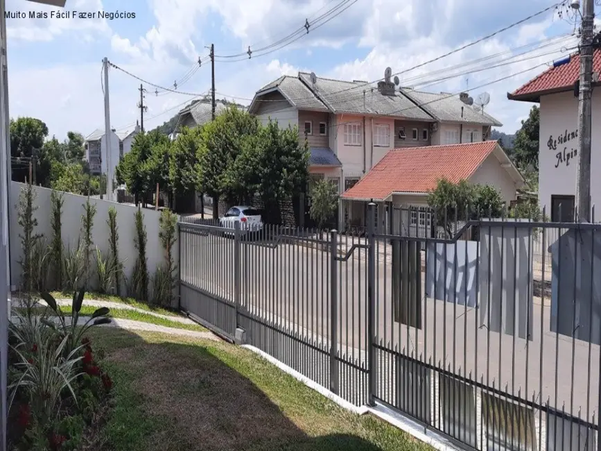 Foto 3 de Casa com 4 quartos à venda, 130m2 em Nova Petropolis - RS