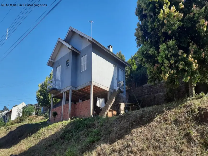 Foto 1 de Casa com 2 quartos à venda, 51m2 em Nova Petropolis - RS