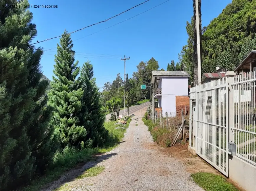 Casa com 4 quartos à venda, 241m2 em Nova Petropolis - RS - imagem 8 Foto 8 de Casa com 4 quartos à venda, 241m2 em Nova Petropolis - RS