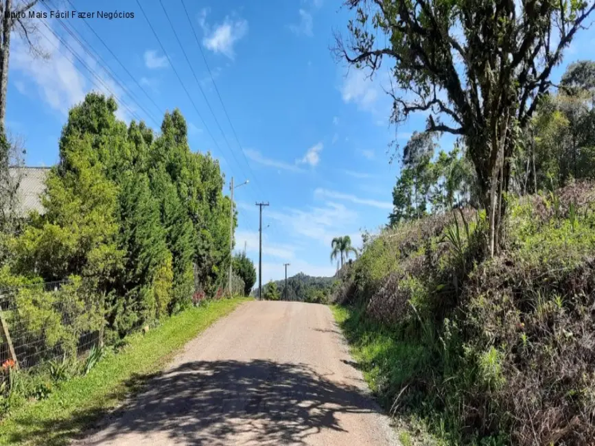 Foto 2 de Terreno / Lote à venda, 675m2 em Nova Petropolis - RS