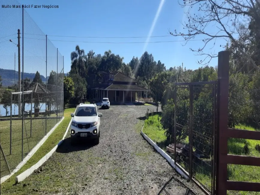 Foto 4 de Sítio / Rancho com 3 quartos à venda, 300m2 em Santa Maria Do Herval - RS