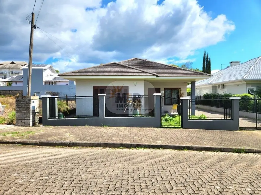 Foto 1 de Casa com 3 quartos à venda, 147m2 em Nova Petropolis - RS