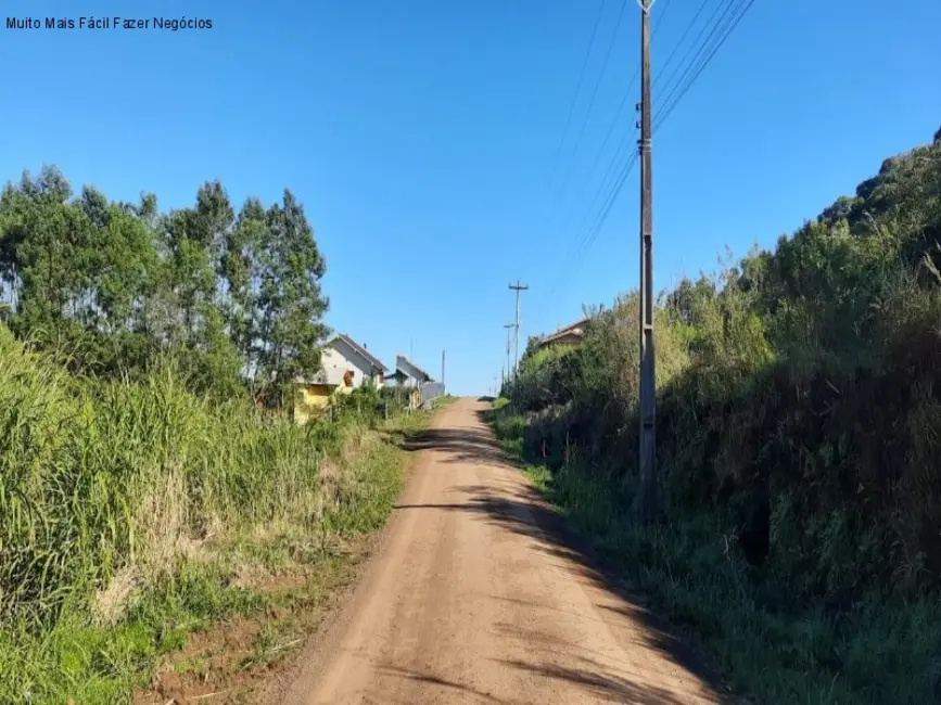 Foto 2 de Terreno / Lote à venda, 385m2 em Nova Petropolis - RS