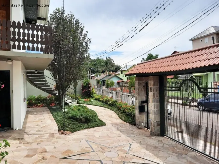 Casa com 4 quartos à venda, 267m2 em Nova Petropolis - RS - imagem 4 Foto 4 de Casa com 4 quartos à venda, 267m2 em Nova Petropolis - RS