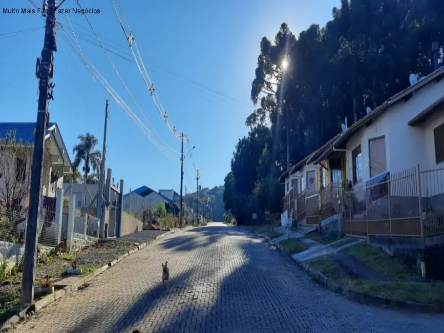 Terreno / Lote à venda, 420m2 em Nova Petropolis - RS - imagem 8 Foto 8 de Terreno / Lote à venda, 420m2 em Nova Petropolis - RS