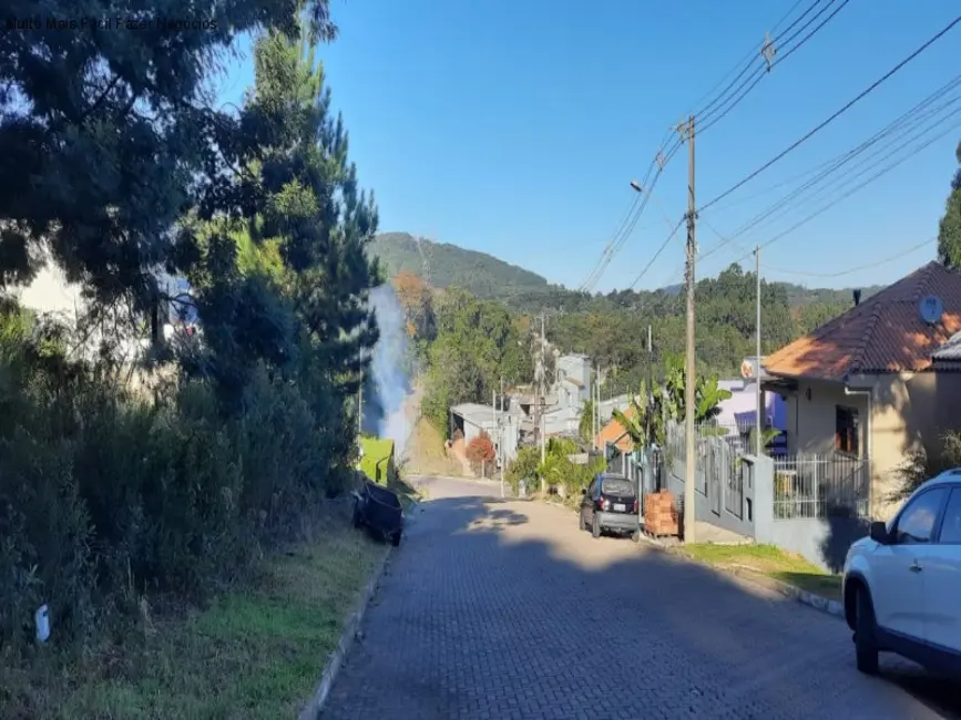 Terreno / Lote à venda, 420m2 em Nova Petropolis - RS - imagem 7 Foto 7 de Terreno / Lote à venda, 420m2 em Nova Petropolis - RS