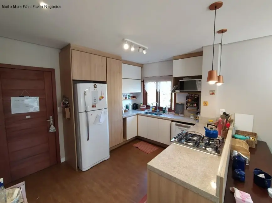 Apartamento com 2 quartos à venda, 176m2 em Centro, Picada Cafe - RS - imagem 3 Foto 3 de Apartamento com 2 quartos à venda, 176m2 em Centro, Picada Cafe - RS