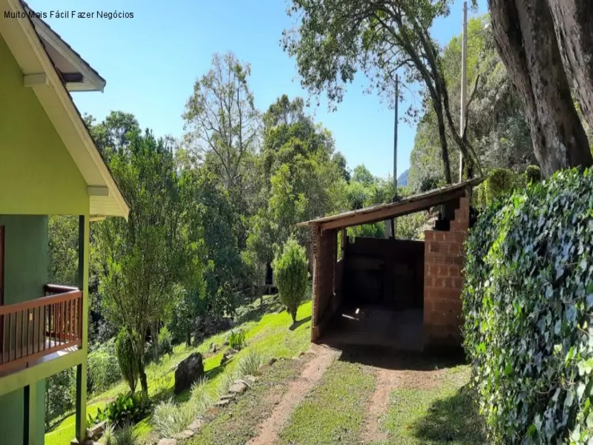 Sítio / Rancho com 2 quartos à venda, 220m2 em Nova Petropolis - RS - imagem 2 Foto 2 de Sítio / Rancho com 2 quartos à venda, 220m2 em Nova Petropolis - RS