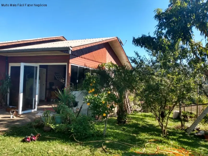 Casa com 3 quartos à venda, 110m2 em Picada Cafe - RS - imagem 4 Foto 4 de Casa com 3 quartos à venda, 110m2 em Picada Cafe - RS