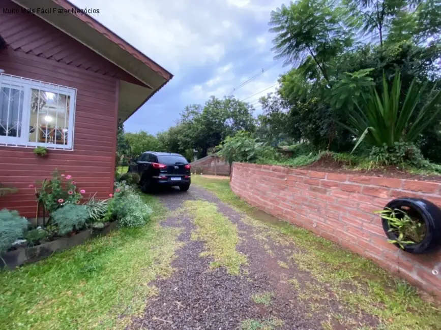 Casa com 3 quartos à venda, 110m2 em Picada Cafe - RS - imagem 8 Foto 8 de Casa com 3 quartos à venda, 110m2 em Picada Cafe - RS