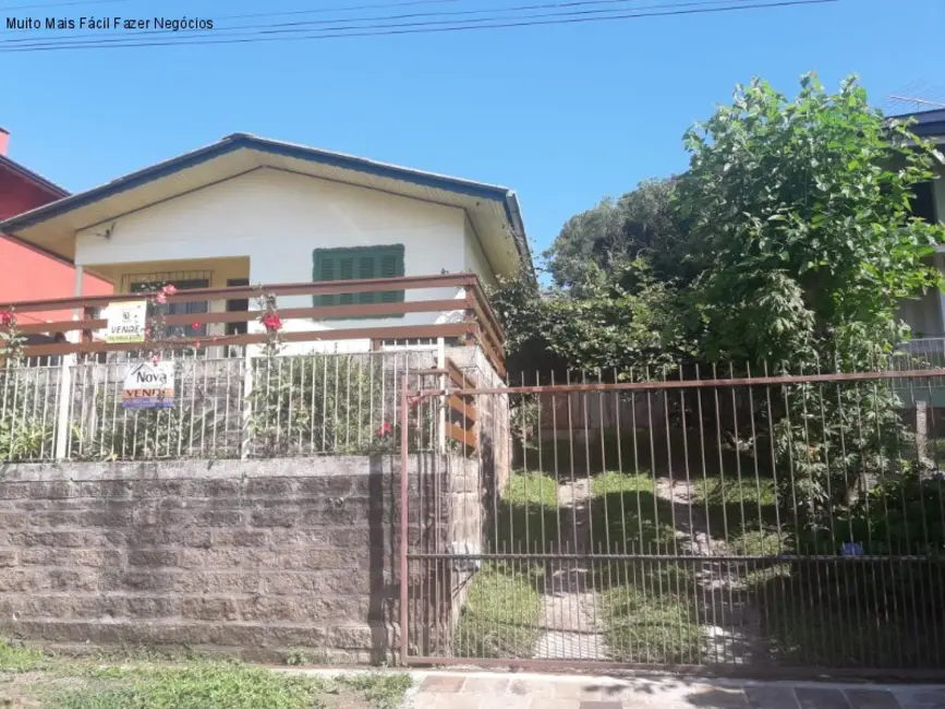 Foto 1 de Casa com 4 quartos à venda, 180m2 em Nova Petropolis - RS