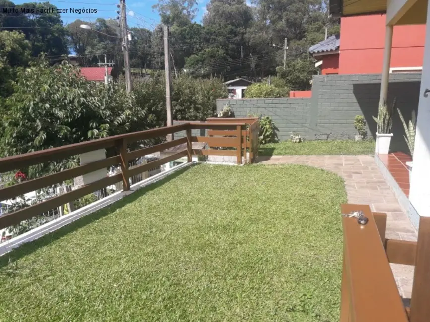 Foto 3 de Casa com 4 quartos à venda, 180m2 em Nova Petropolis - RS