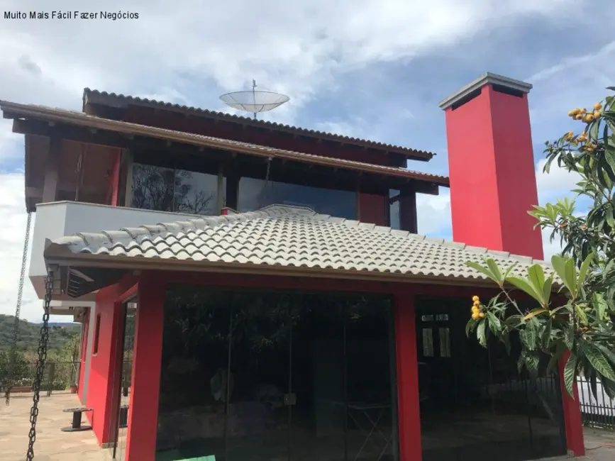 Foto 3 de Casa com 3 quartos à venda, 228m2 em Centro, Nova Petropolis - RS