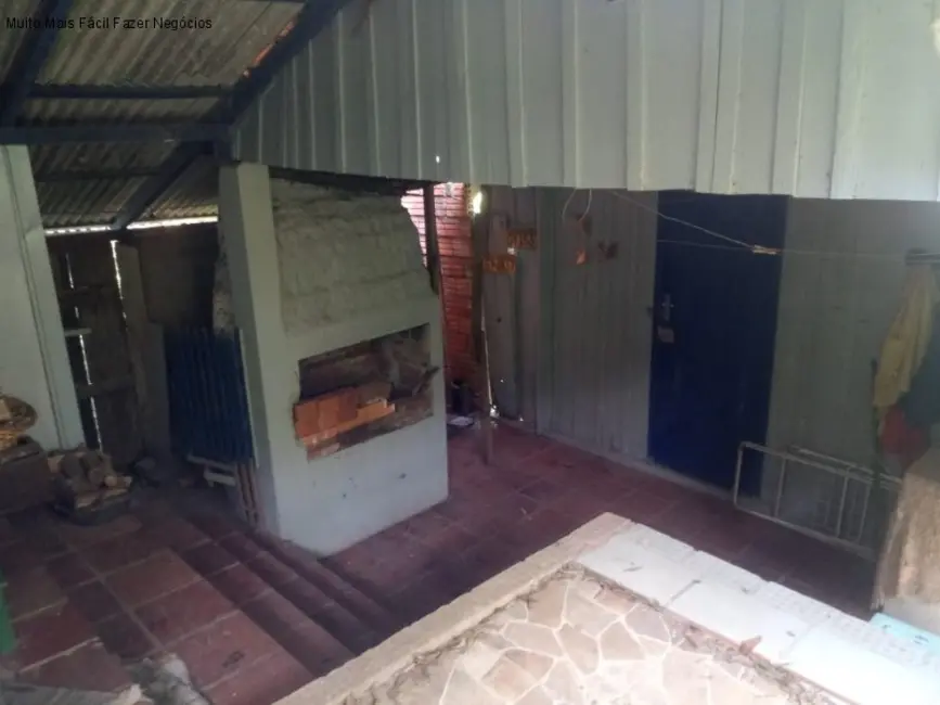 Sítio / Rancho com 3 quartos à venda, 60m2 em Picada Cafe - RS - imagem 3 Foto 3 de Sítio / Rancho com 3 quartos à venda, 60m2 em Picada Cafe - RS