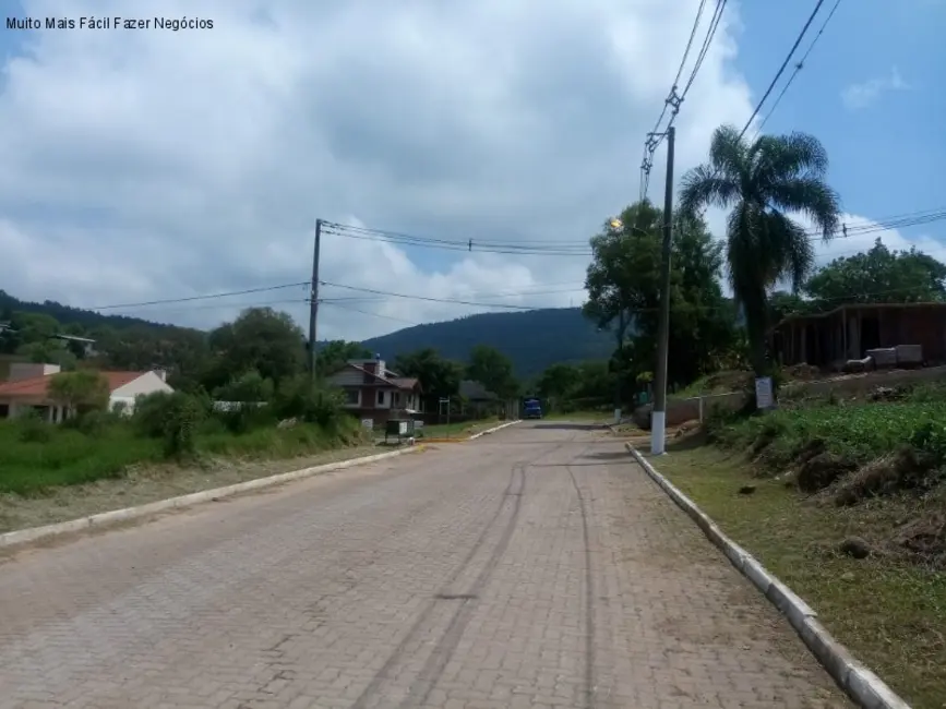 Foto 1 de Terreno / Lote à venda, 435m2 em Centro, Picada Cafe - RS