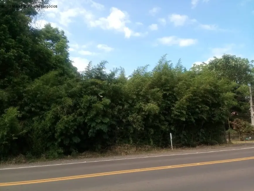 Foto 2 de Terreno / Lote à venda, 859m2 em Nova Petropolis - RS