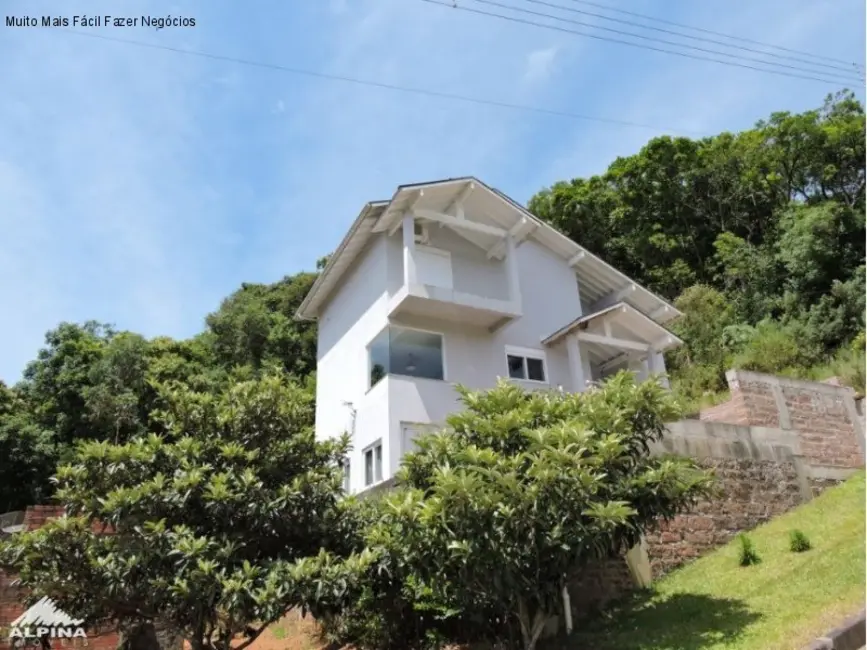 Casa com 2 quartos à venda, 193m2 em Nova Petropolis - RS - imagem 2 Foto 2 de Casa com 2 quartos à venda, 193m2 em Nova Petropolis - RS
