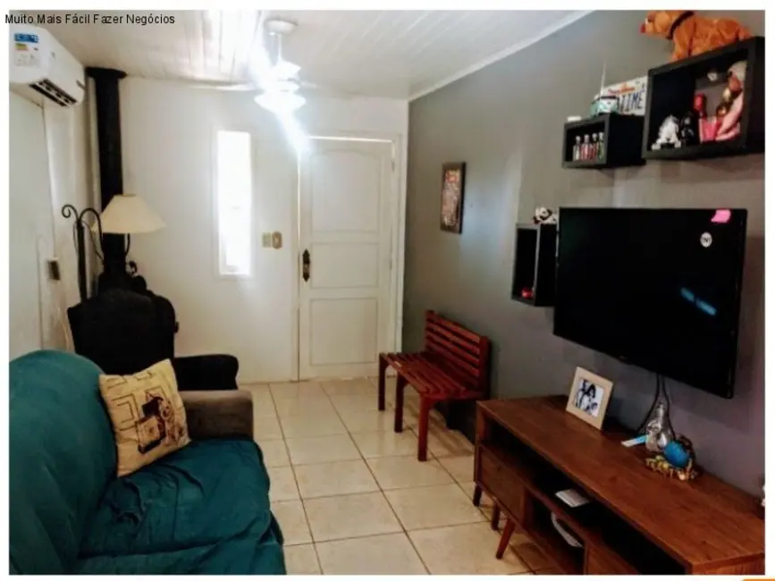 Foto 3 de Casa com 3 quartos à venda, 95m2 em Espírito Santo, Porto Alegre - RS