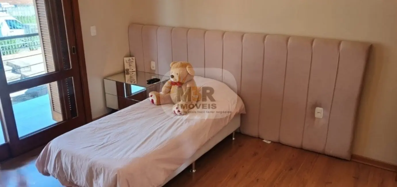 Foto 8 de Casa com 4 quartos à venda, 358m2 em Nova Petropolis - RS