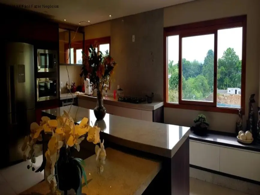 Casa com 4 quartos à venda, 358m2 em Nova Petropolis - RS - imagem 7 Foto 7 de Casa com 4 quartos à venda, 358m2 em Nova Petropolis - RS