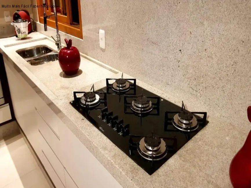 Casa com 4 quartos à venda, 358m2 em Nova Petropolis - RS - imagem 6 Foto 6 de Casa com 4 quartos à venda, 358m2 em Nova Petropolis - RS